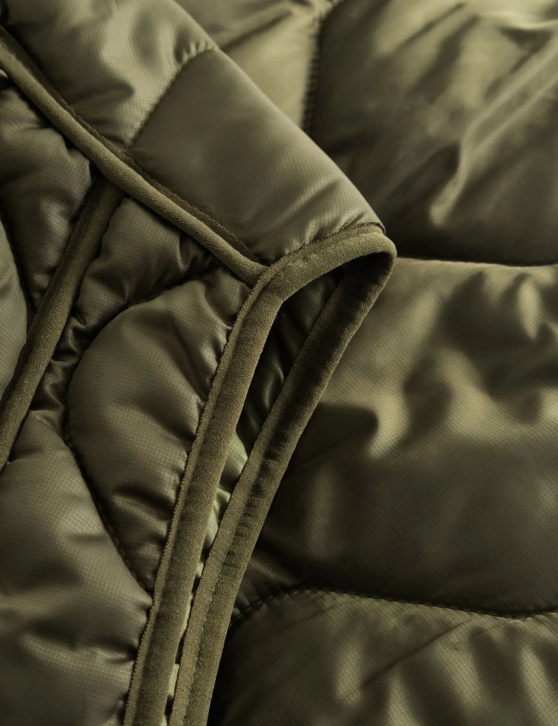 Men Forét Vests-Fresh Reversible Liner Vest-Army