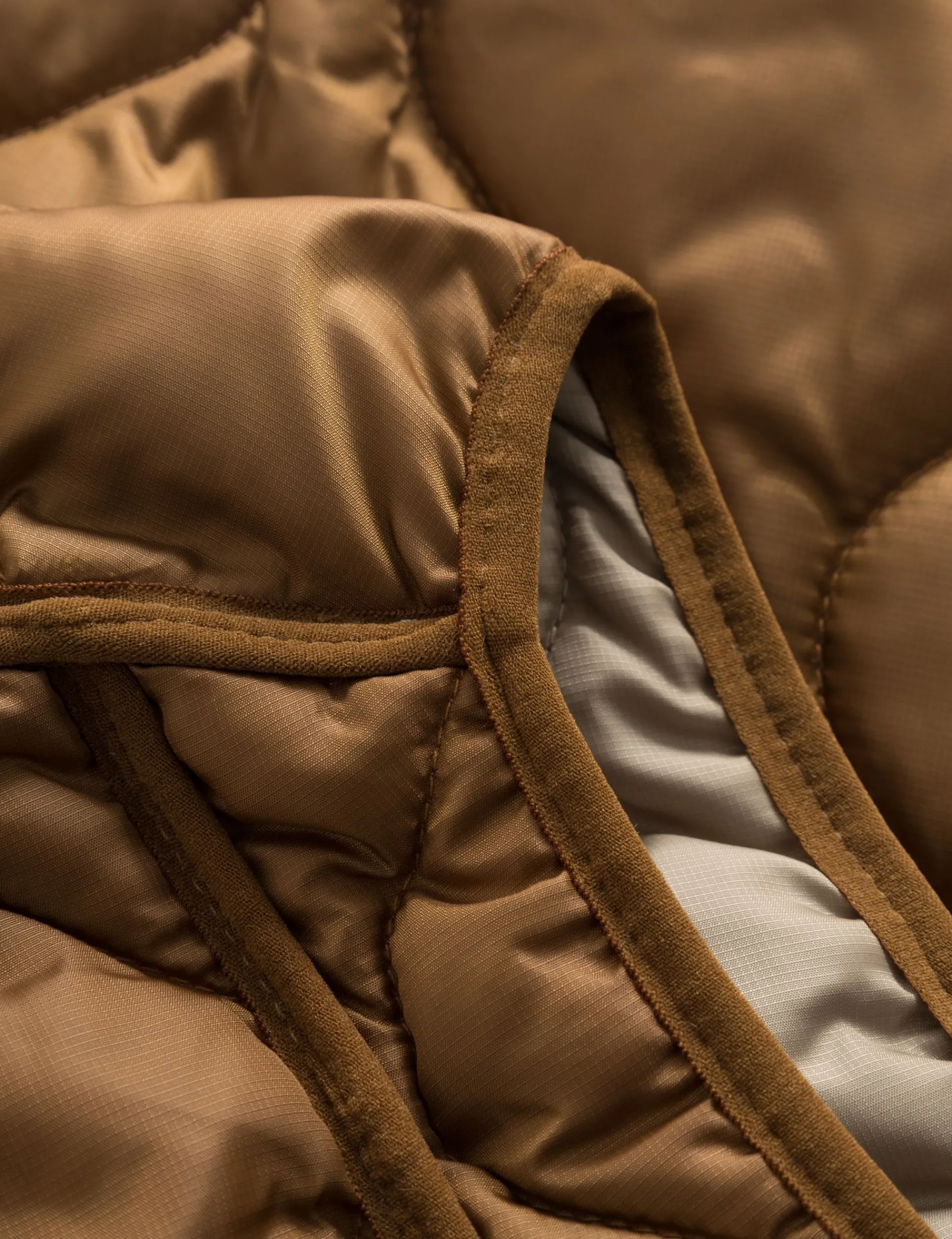 Men Forét Vests-Fresh Reversible Liner Vest-Brown