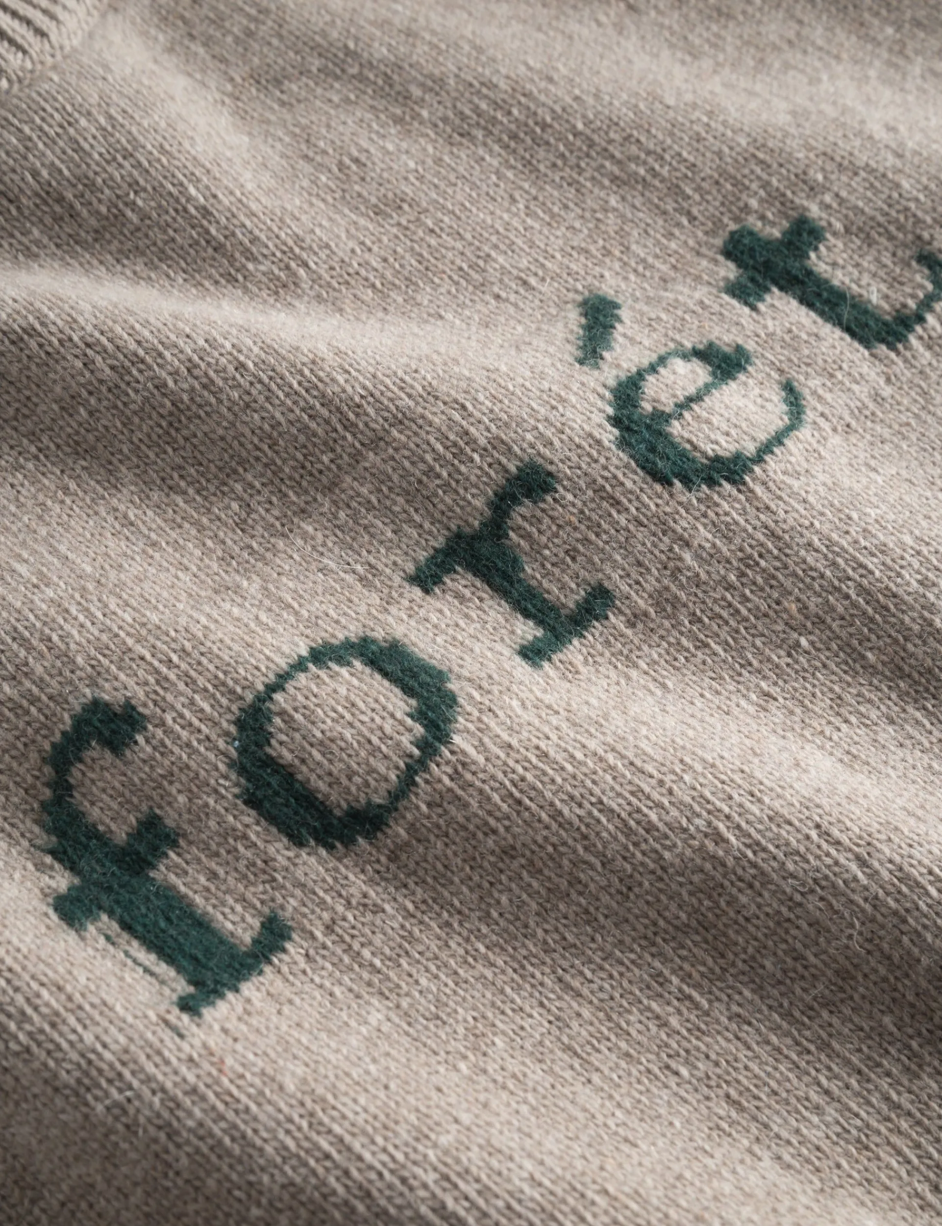 Men Forét Knitwear-Meadow Wool Knit-Khaki/Darkgreen